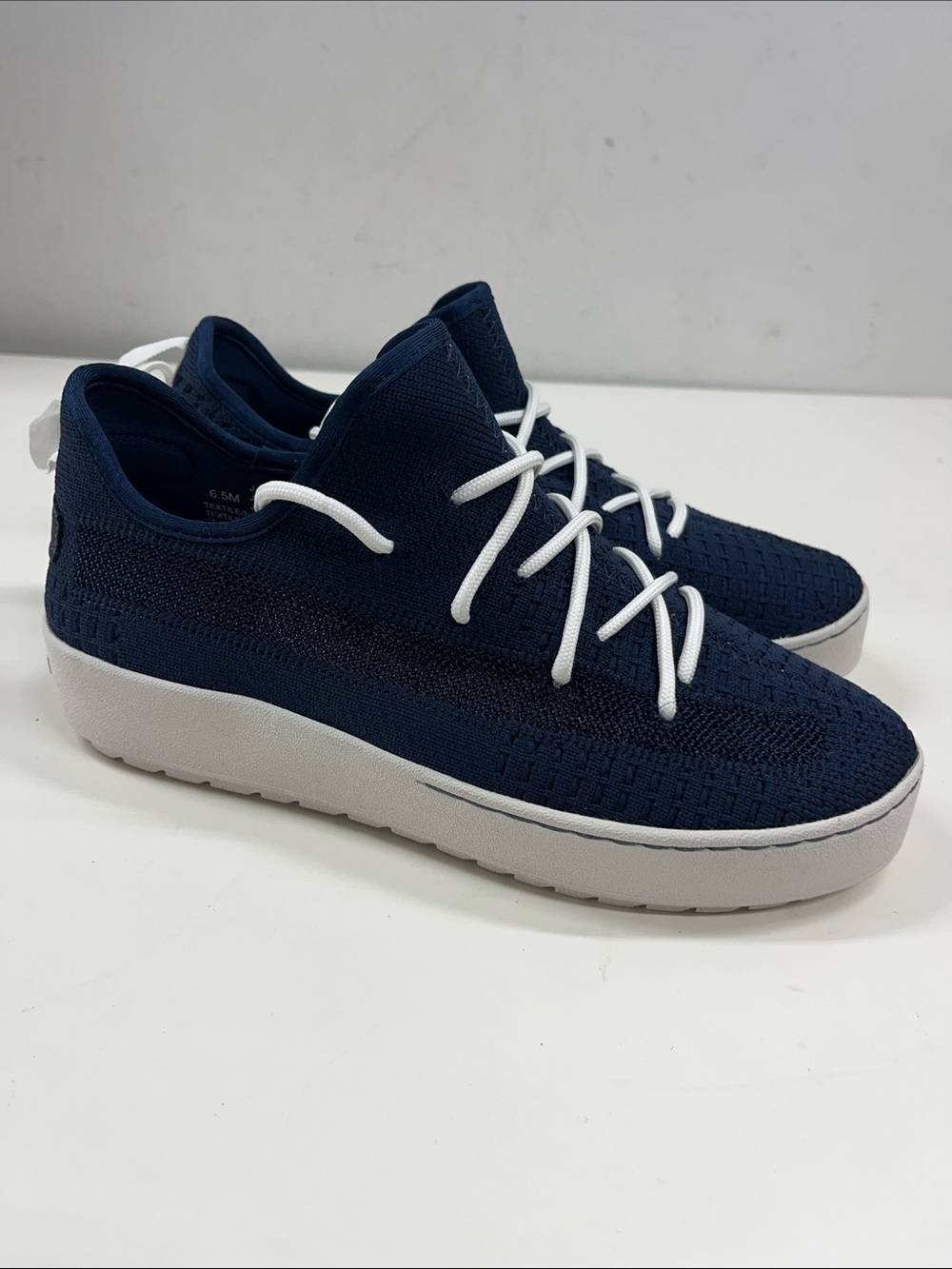 New Jambu Jenny Knit Slip-on Navy and White Size 6.5
